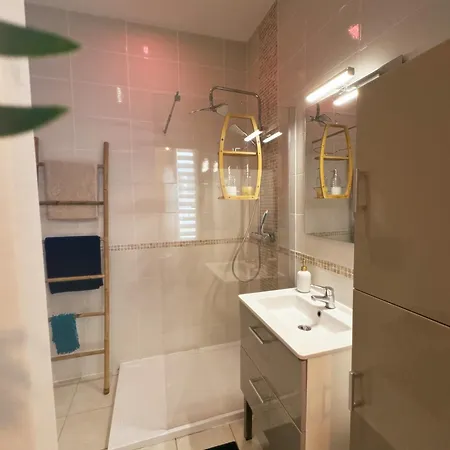 Compromis Maison Apartment *